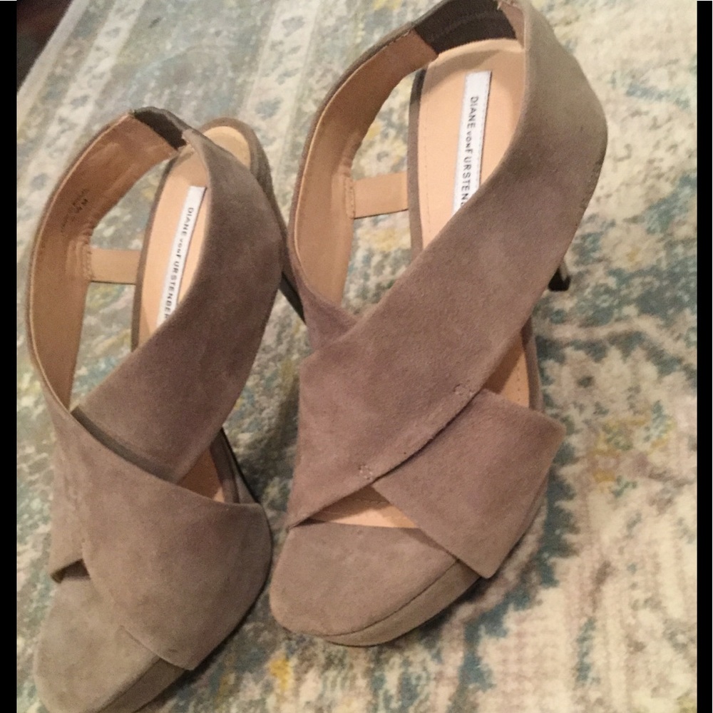 Diane Von Furstenburg Heels Never Worn